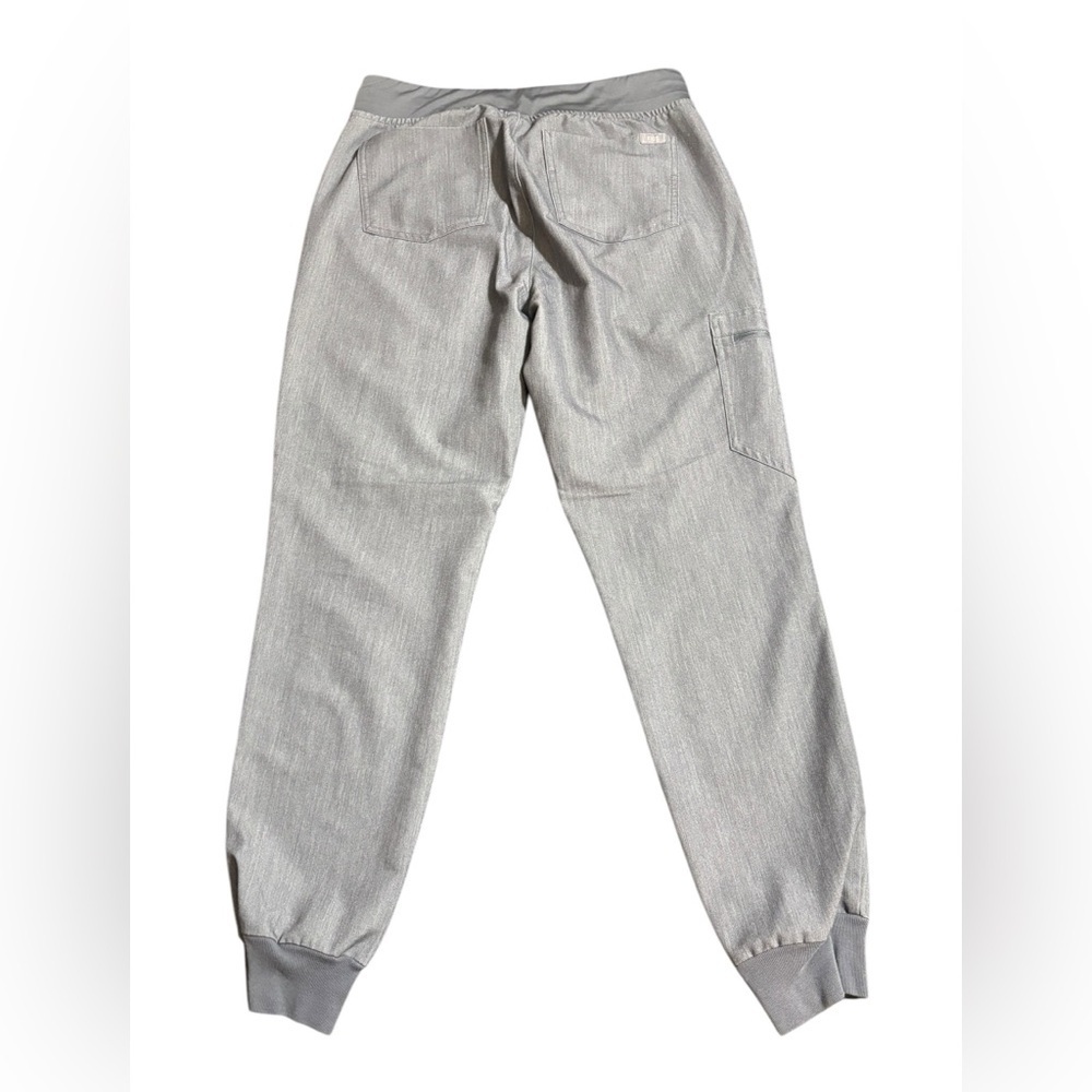 Figs Gray Sweatpants with Elastic Waistband and Tapered Ankles - Picture 3 of 5